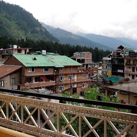 New Ambika International Hotel Manali  Bagian luar foto