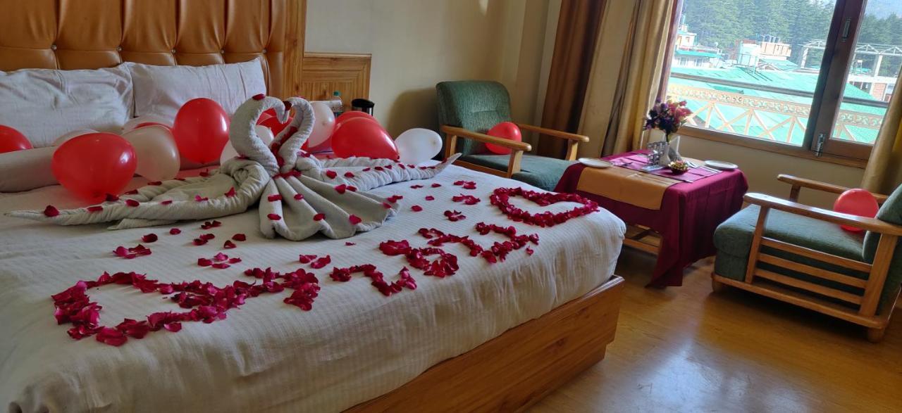 New Ambika International Hotel Manali  Bagian luar foto