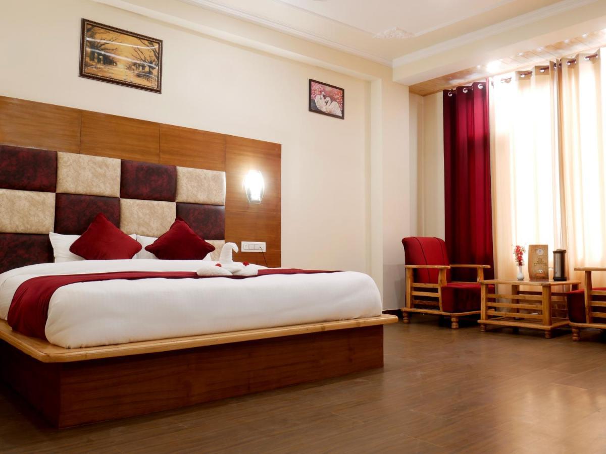 New Ambika International Hotel Manali  Bagian luar foto