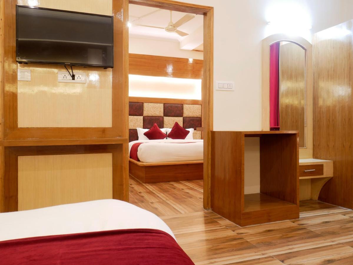 New Ambika International Hotel Manali  Bagian luar foto